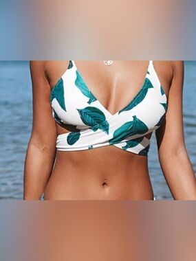 CUPSHE FRESH LEAVES WRAP BIKINI TOP XL